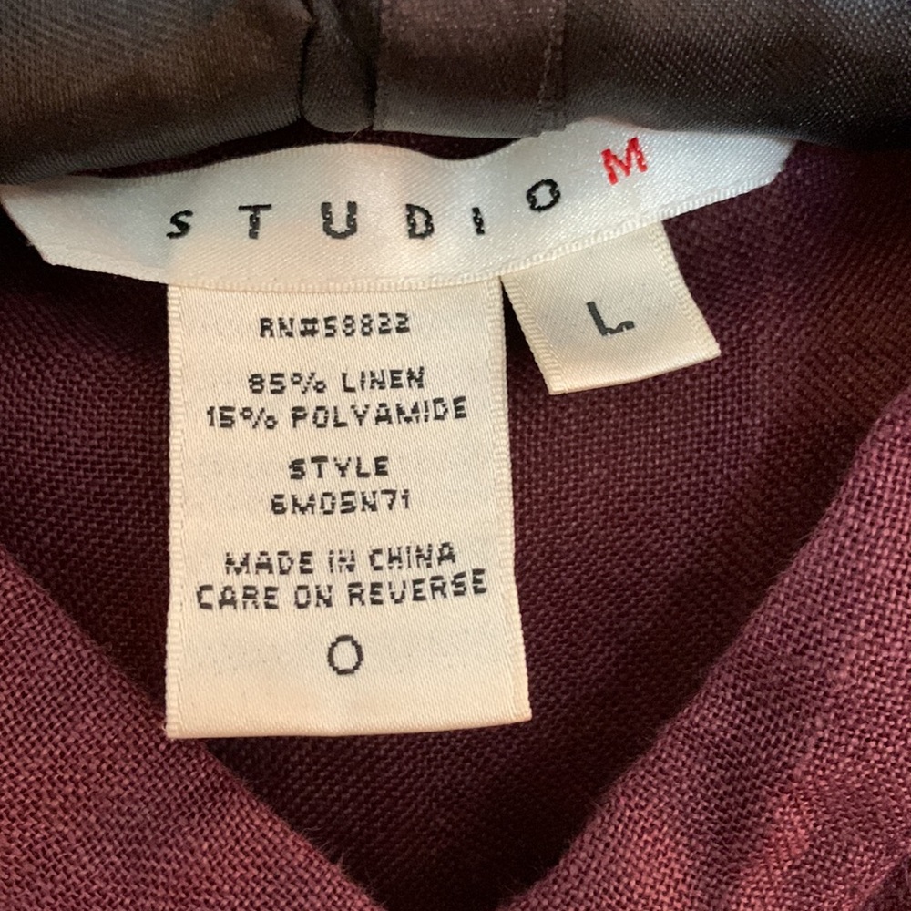 Studio M Linen Blouse - Picture 2 of 10
